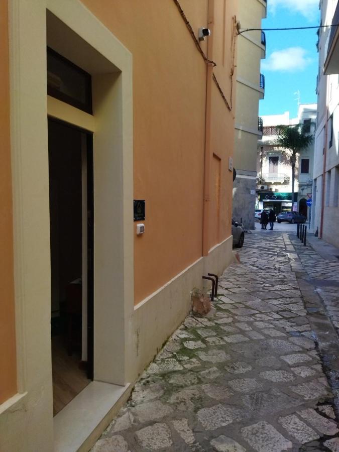 Largo Otranto - Guest House Brindisi Eksteriør bilde